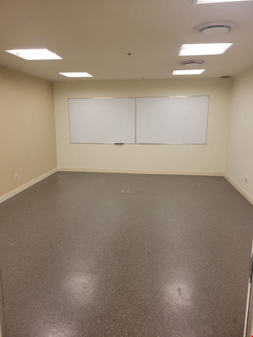 260 King Street W., Unit 201