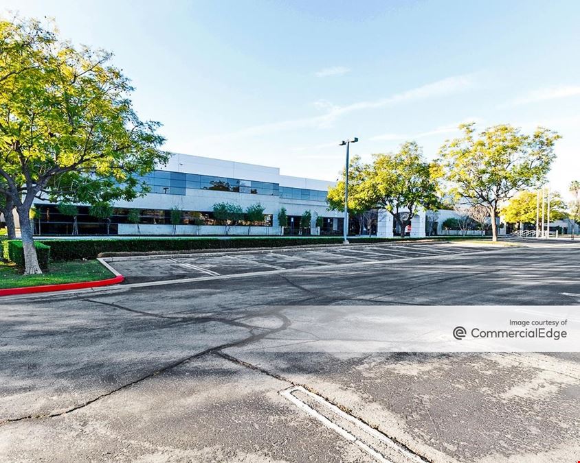 San Dimas Corporate Park - 924 Overland Court