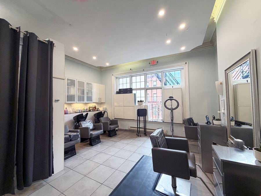 35 Newbury St