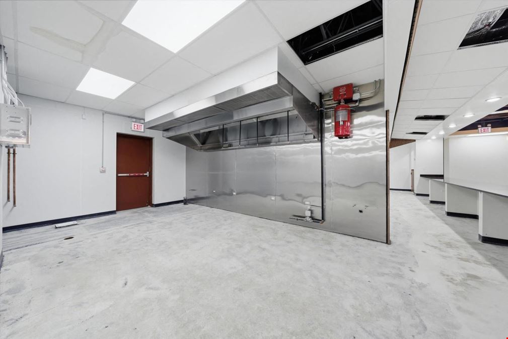 2201 W Howard St, Chicago, IL, 60645