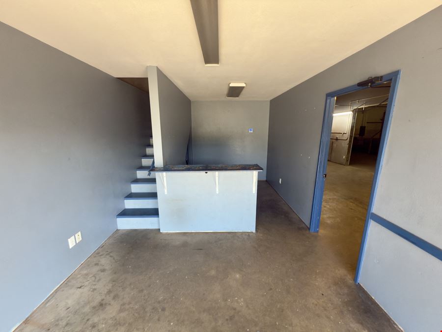 Industrial Flex Space on Avalon Blvd – 1,250 SF Available