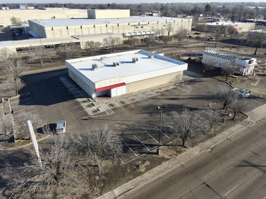320 West Woodrow Wilson Avenue