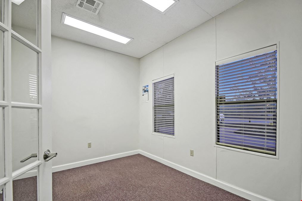 1535 State Road 207