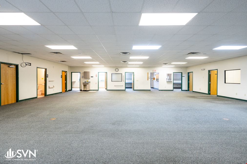 Mid Sized Office Suite - Richmond KY For Lease