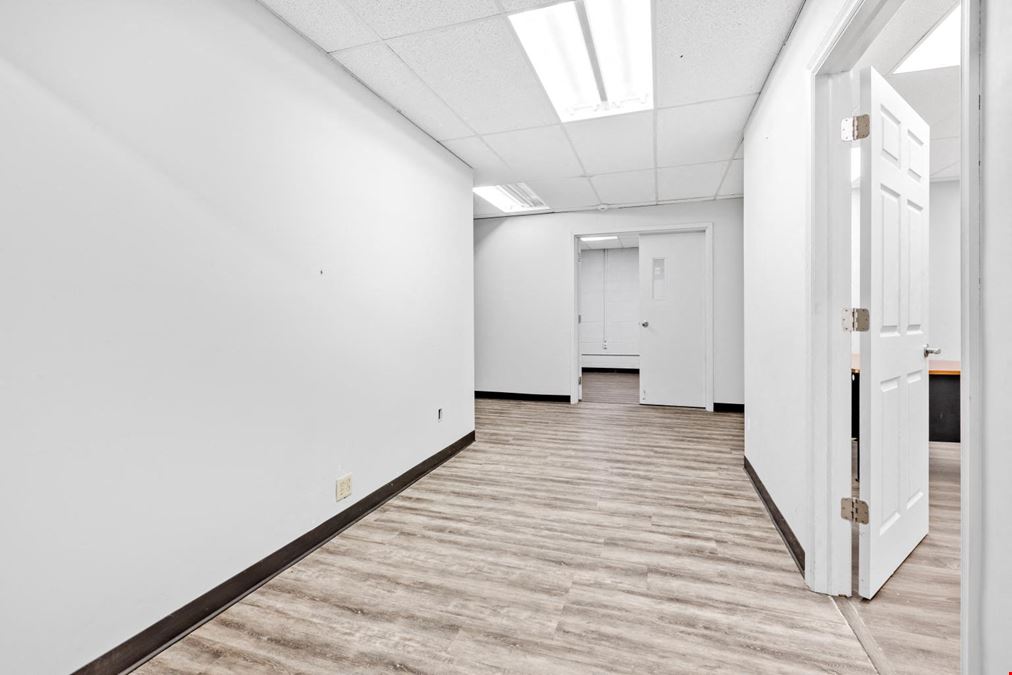 155 Terence Matthews Crescent unit 1&8