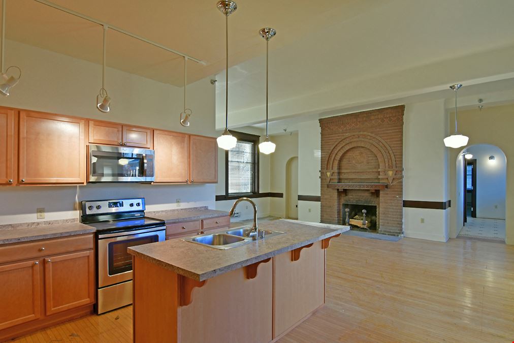 Fergus Falls Apartments - Historic Charm With Complete Restoration