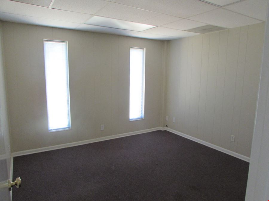 Warehouse with Office Space on Hwy 20