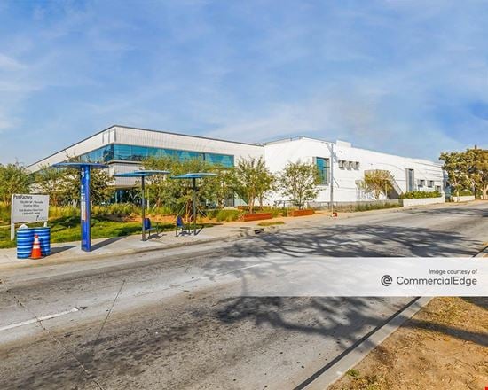 Preview of Office space for Rent at 2701 Olympic Blvd
