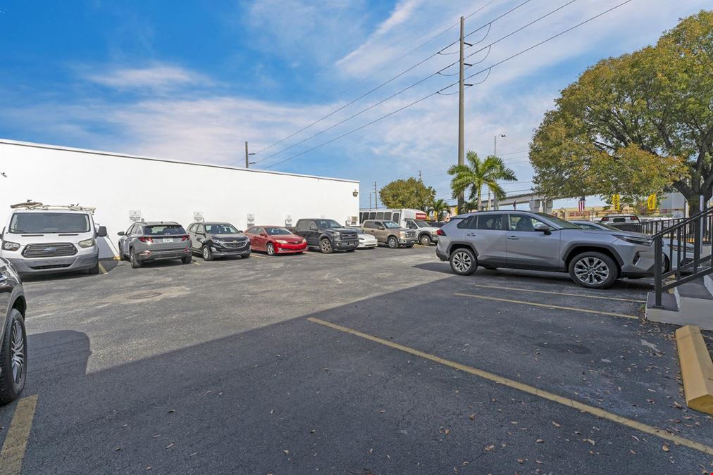 6850 NW 74th St - 13,190 Sq. Ft.