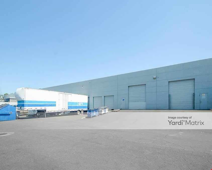 Bayview Business Center / Back Bay Logistics