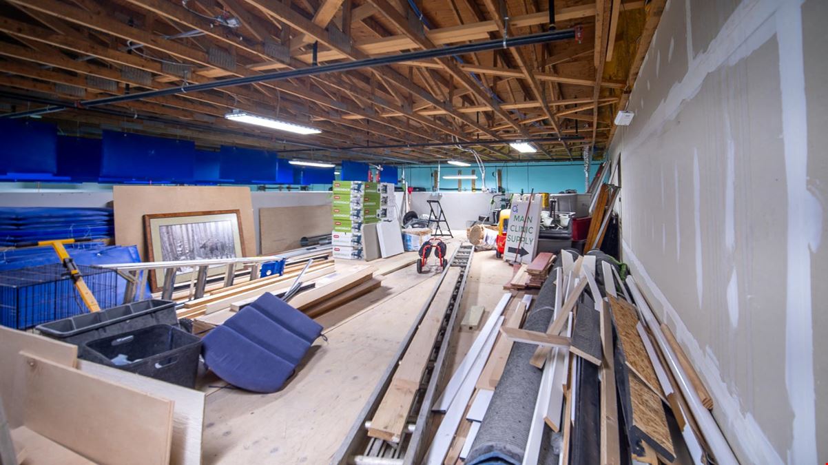 Showroom-Quality Flex Facility | For Sale or Lease