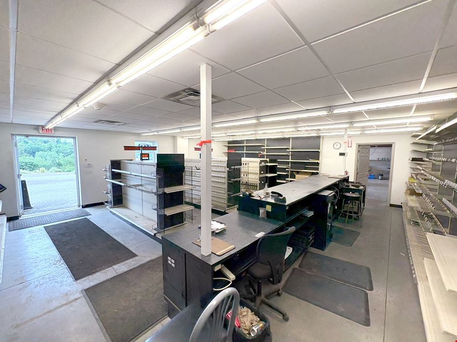 Phoenix Industrial Park - 10,000 SF Warehouse Available