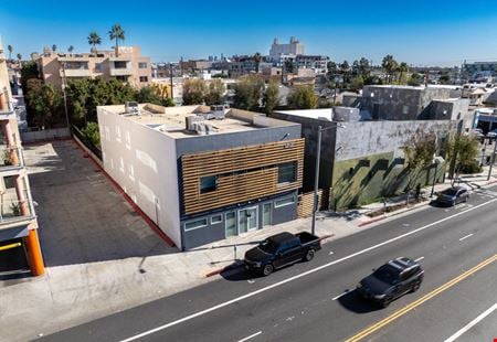 Preview of commercial space at 1212 N LA Brea Ave