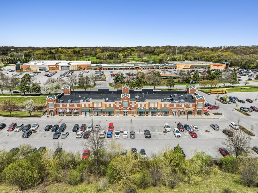 Shoppes at Nagawaukee