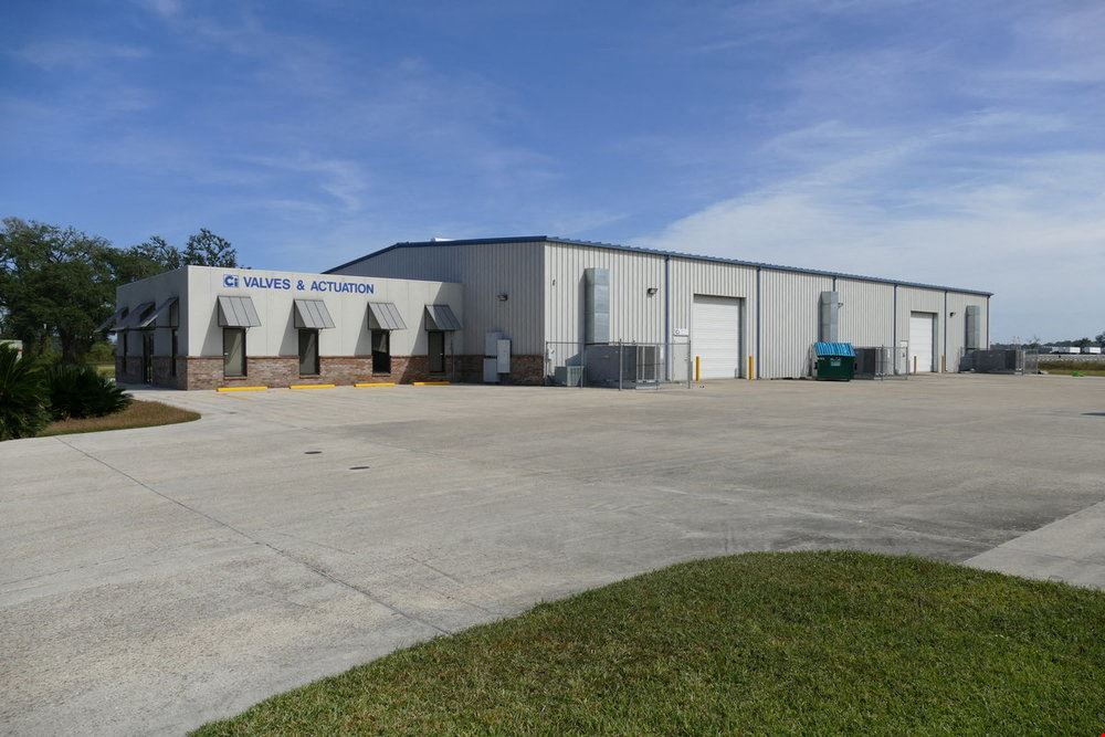 Office/Warehouse For Lease