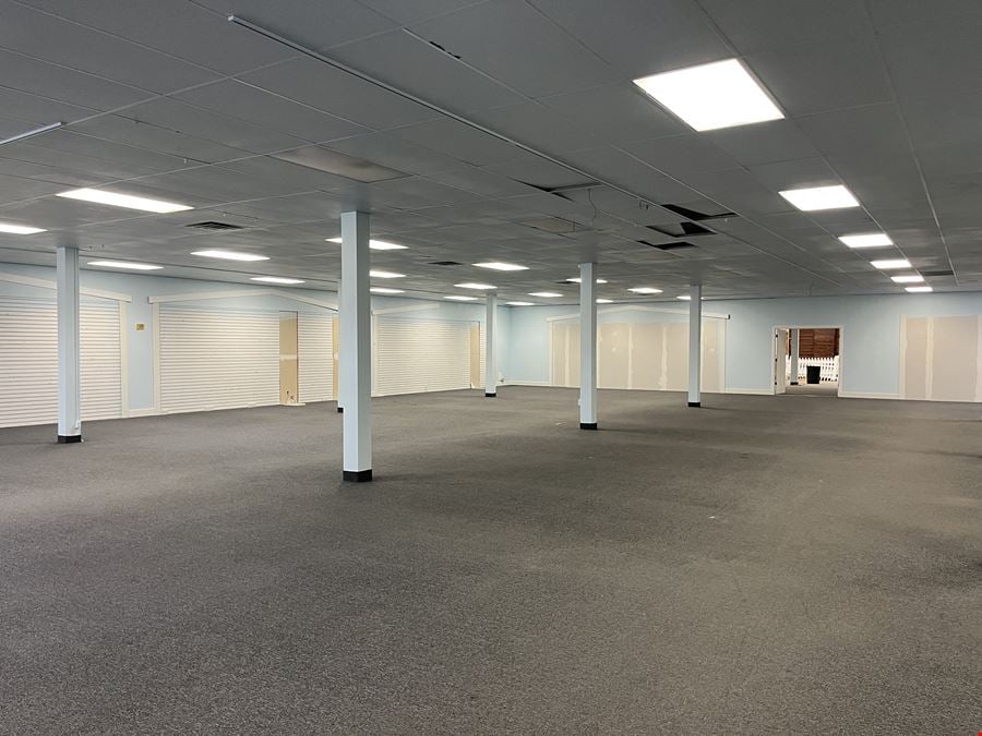 9,500 SF Anchor Space | Miracle Mile Rochester