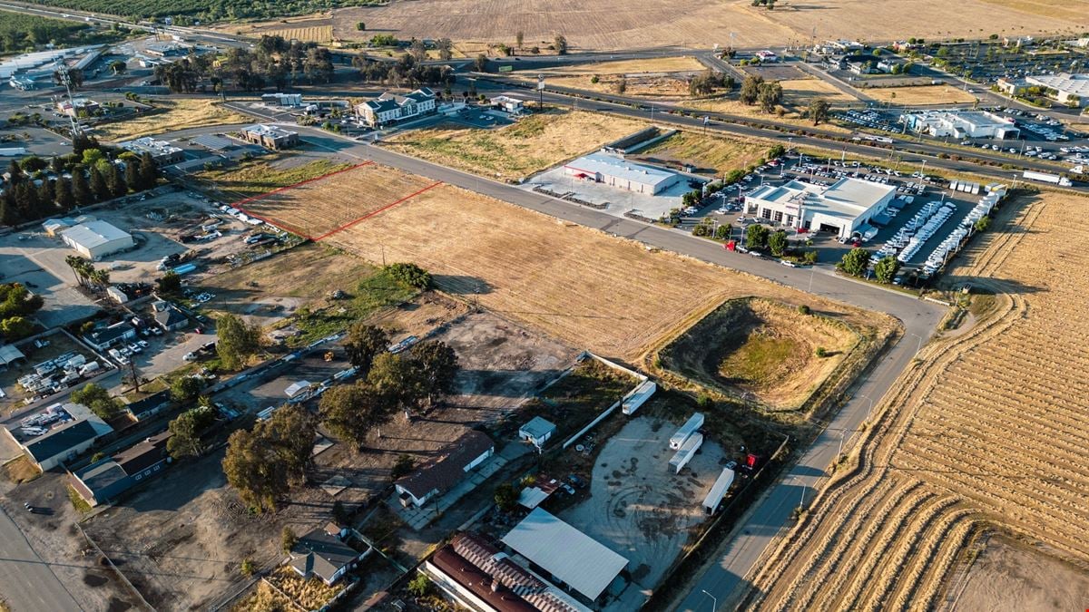 308 Prosperity Blvd, Chowchilla *Vacant Land*