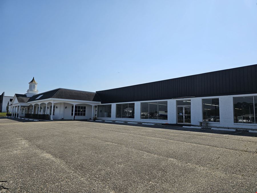 Mobile Retail Space Available
