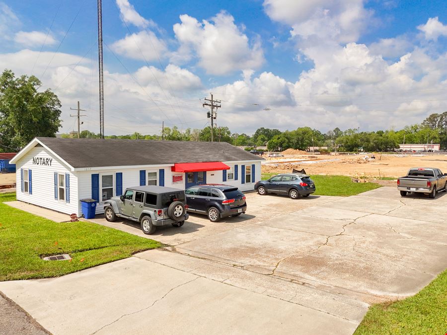 Office Building for Sale Behind New Aldi Development
