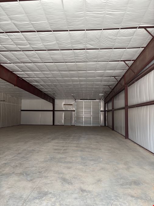 3,526 SF Office Warehouse For Lease