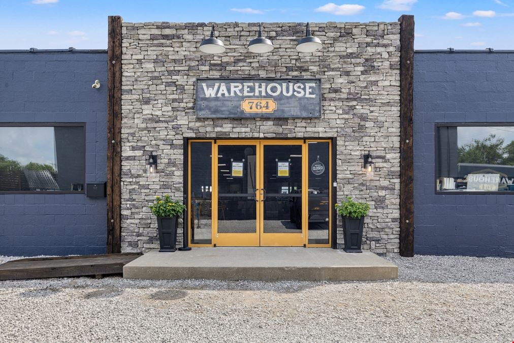 Retail/Office Flex Conversion Minutes from Downtown