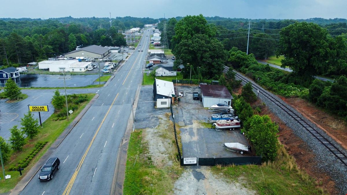 Mixed Use Seneca Property- Near HWY 123