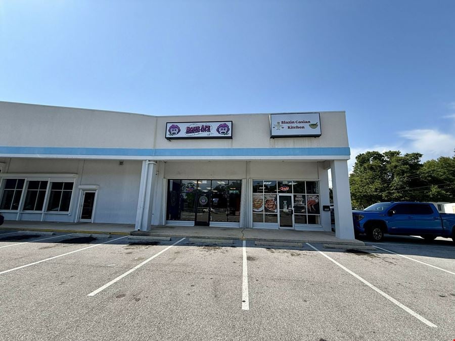 High-Visibility Retail Space on Barrancas Ave – 1,900 SF Available