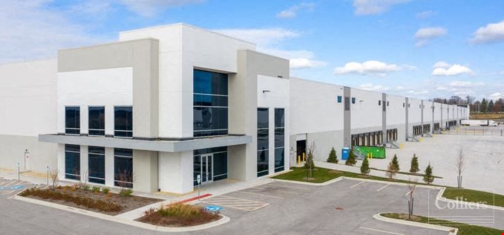 400,400 SF Available for Sublease in Romeoville