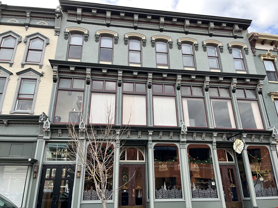 359 Broadway