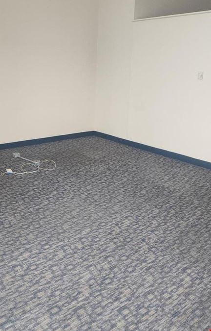 100 Genessee St Auburn, NY suite 13