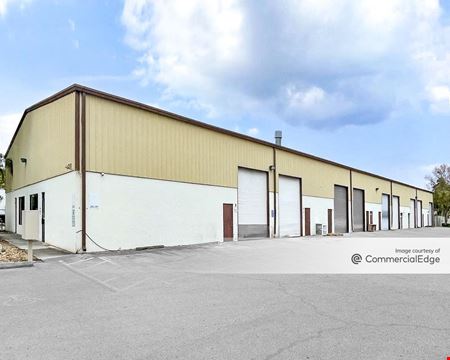 Preview of commercial space at 720 South Deerfield Avenue