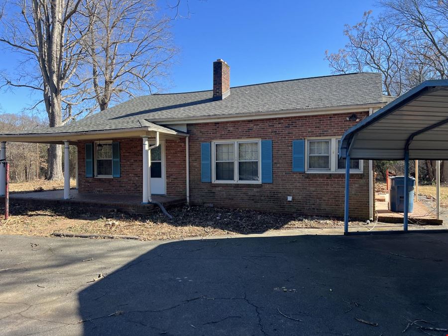 2208 Morehead Road