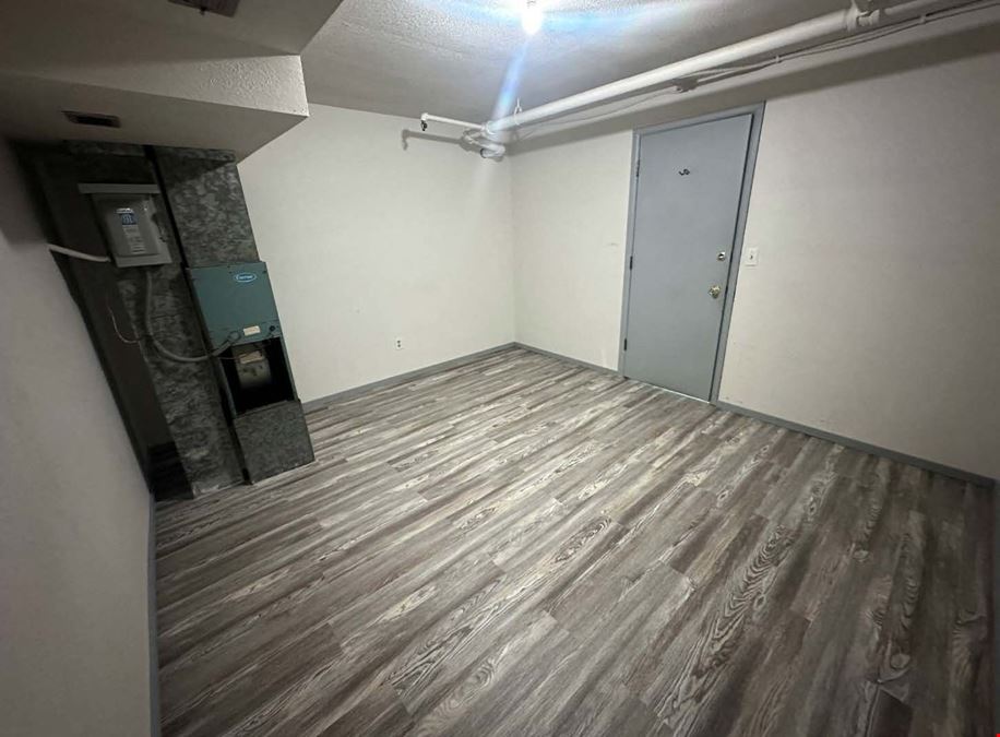 Plaza 5 Offices