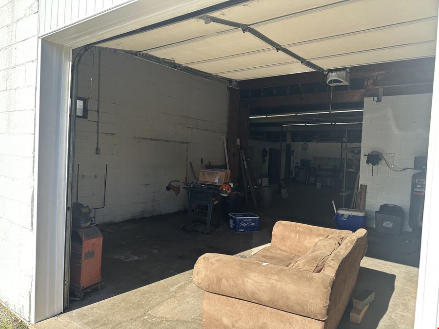 2 Unit Retail with Warehouse