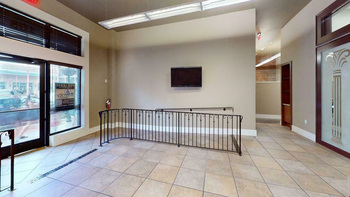 Downtown Pensacola Lease Opportunity