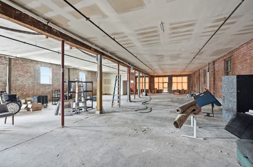 1523 Oak St-6+ Months Free Rent for Buildout