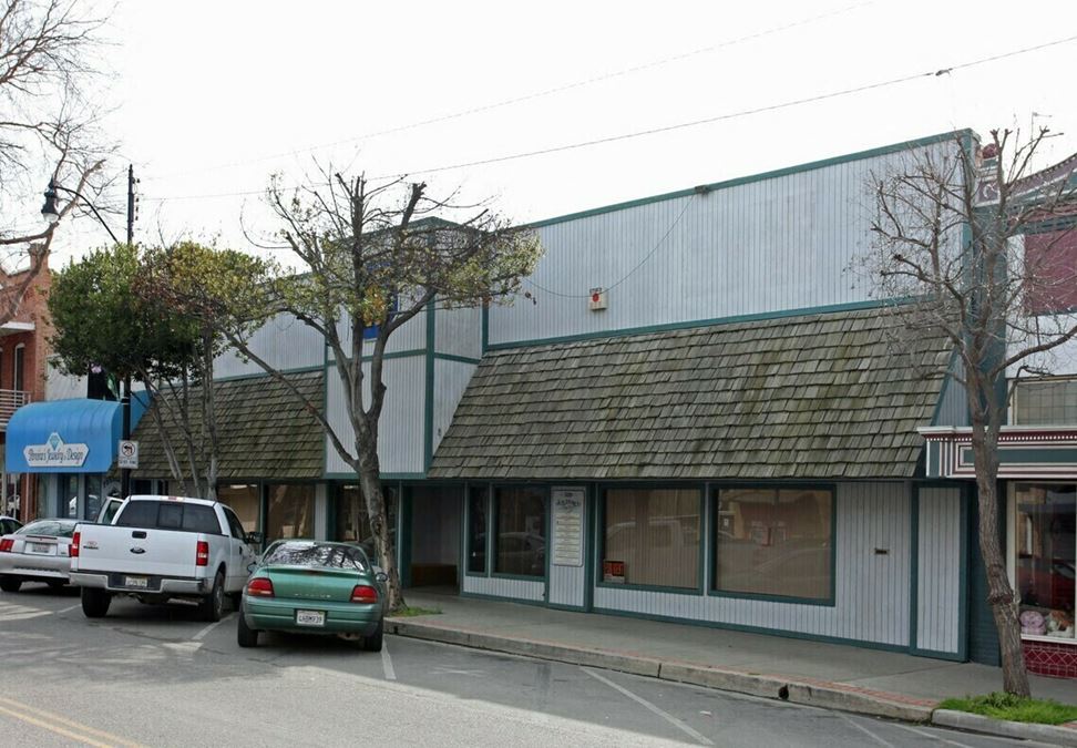 Value Add Investment: ±11,475 SF Building in Lemoore, CA