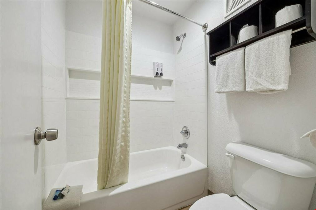 Red Roof Inn Houston - Jersey Village