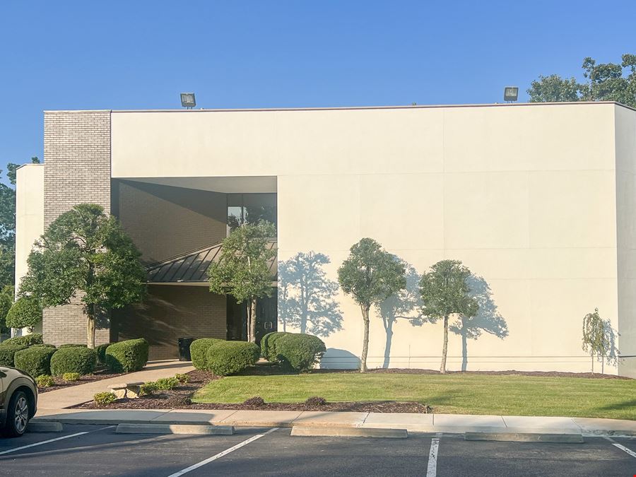 Breckenridge Professional Building