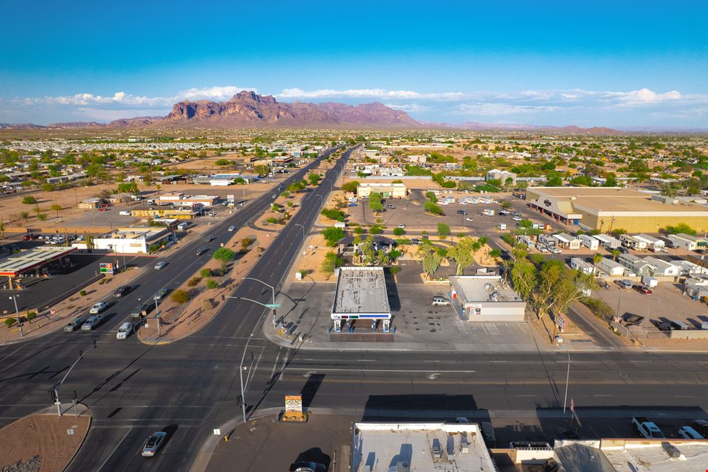 1525 W Apache Trail