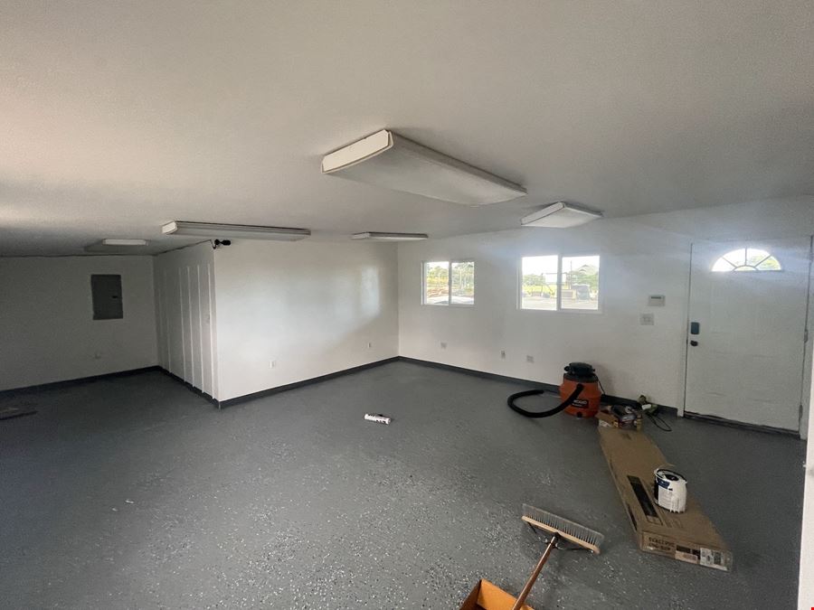 Small Office/Storage Flex in Kahului
