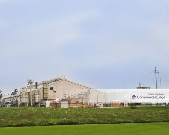 Preview of Industrial space for Rent at 300 North West Street