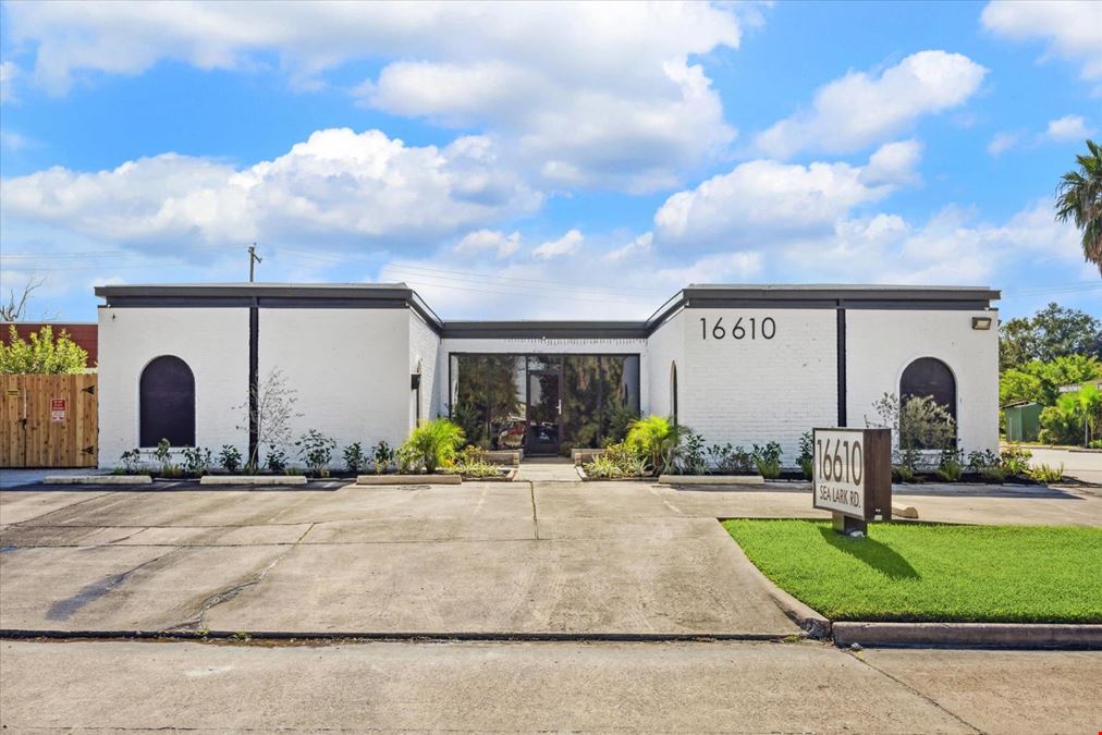 16610 Sea Lark Road, Houston, TX 77062