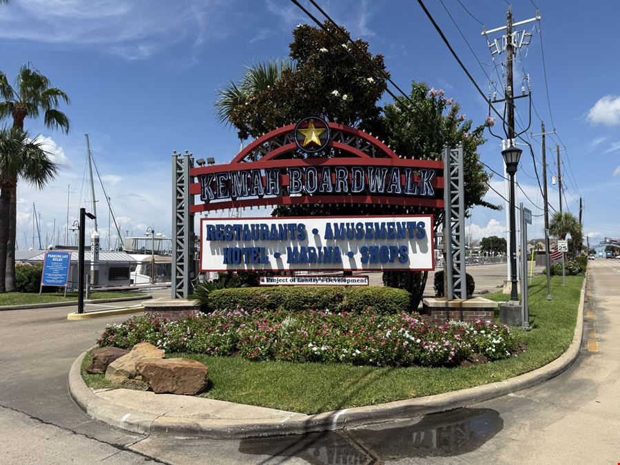 405 8th St, Kemah TX 77565- Office/Retail Opportunity