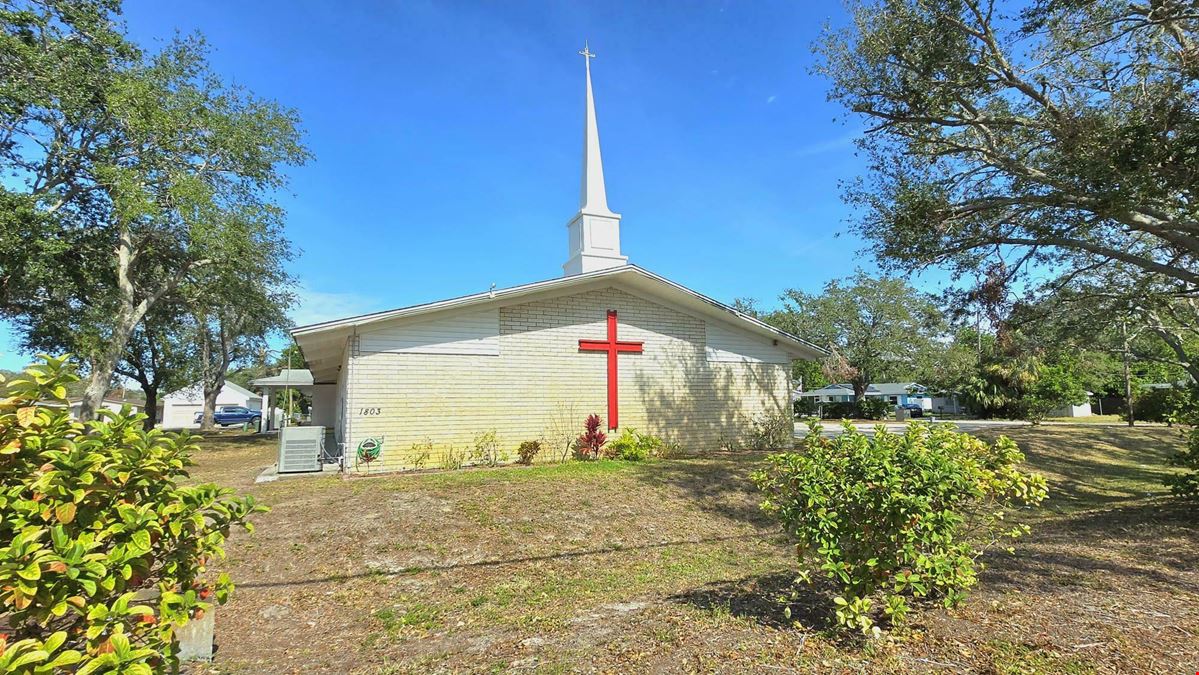 Unique School, Church or Office Site!