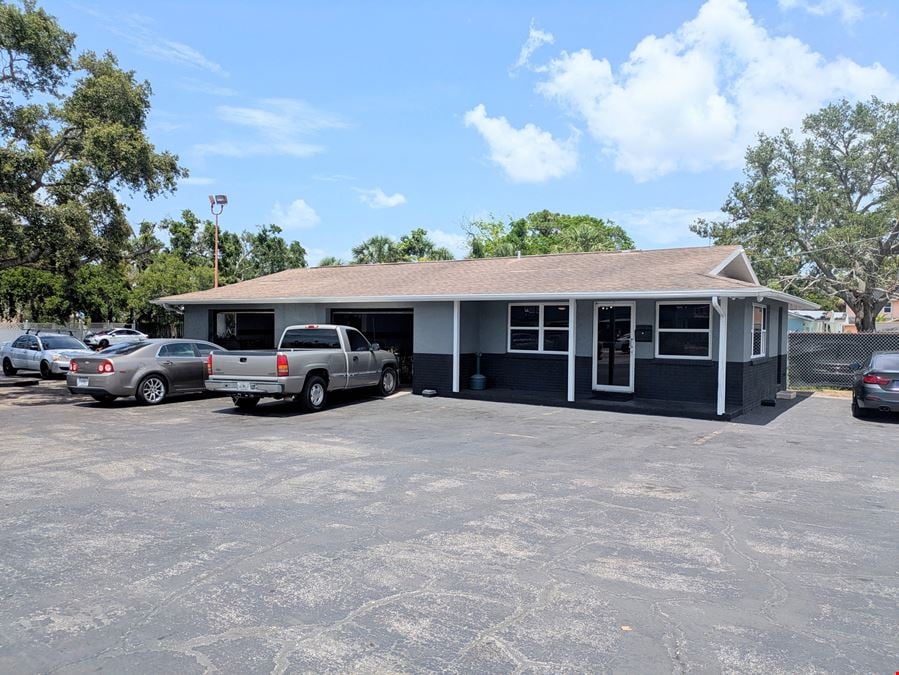 Tamiami Trail Car Lot / Redevelopment Site