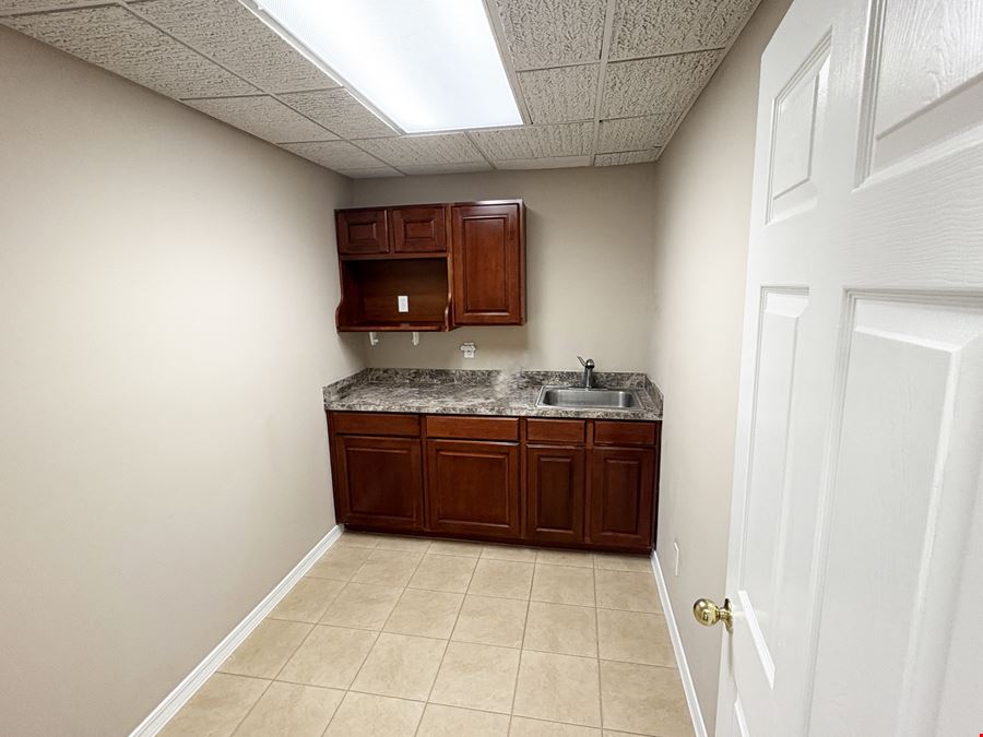 3840 Williamsburg Park Blvd. Office Condo`