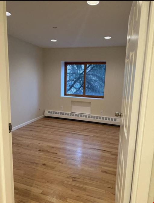 Fully Renovated 118-82 Metropolitan Avenue Kew Gardens Office Medical Retail Mixed Use