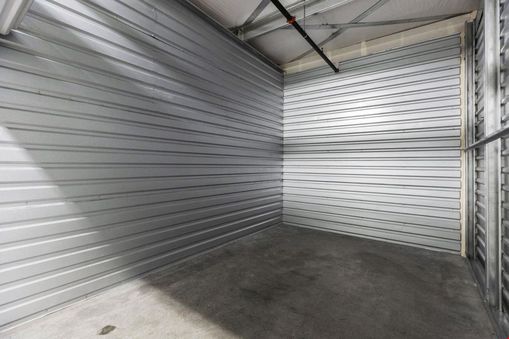 STORAGE ONE HORIZON