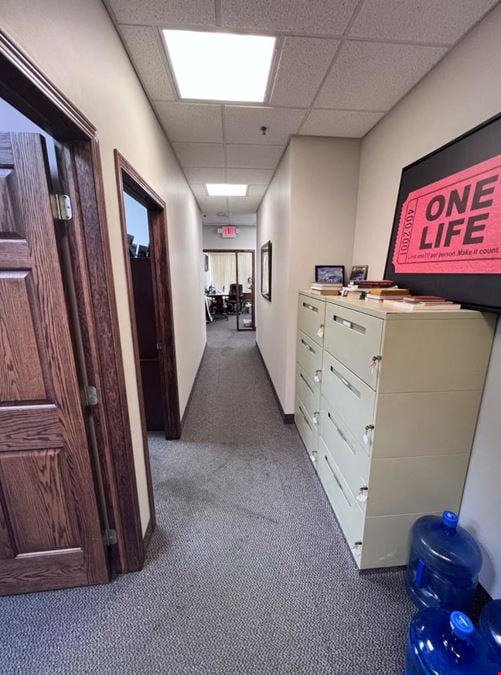 416 Broadway Avenue South - Main Level of Downtown Office